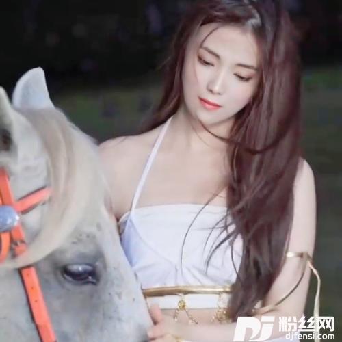 蠢货cover:喻言的专辑