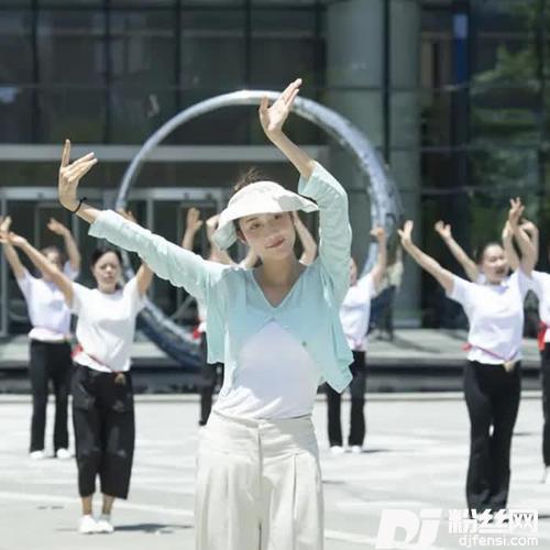 想你的时候问月亮cover:心兮|DJ|华语群星|群星