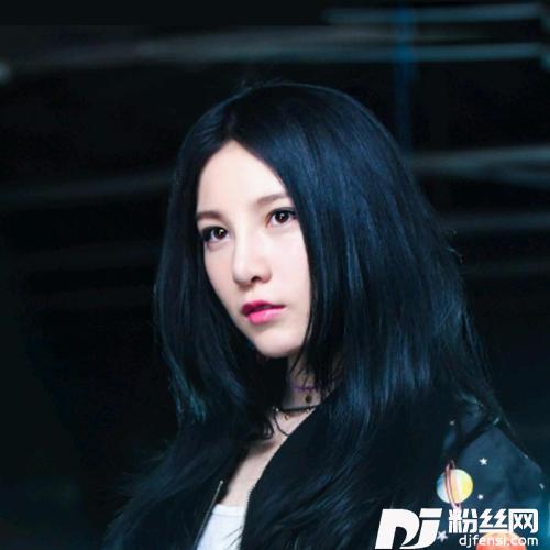 一个深爱的女孩