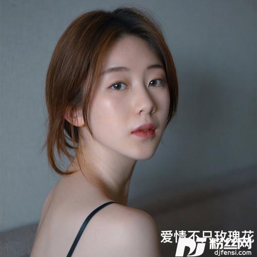 爱情不只玫瑰花