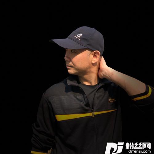 默cover:那英的专辑