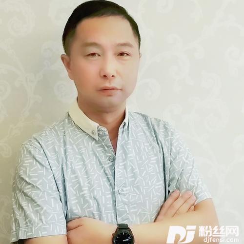 毛宁
