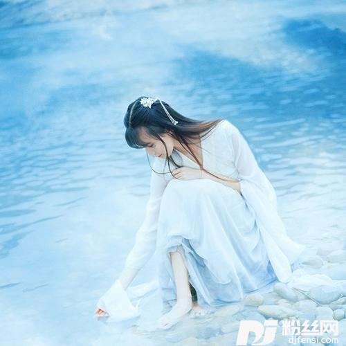 <em>春三月</em>的专辑