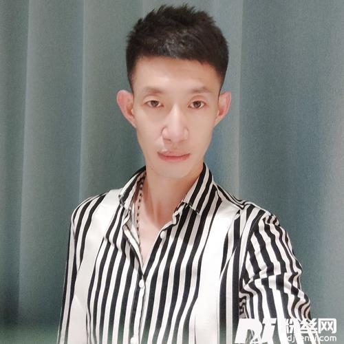 美酒加咖啡cover:龙飘飘
