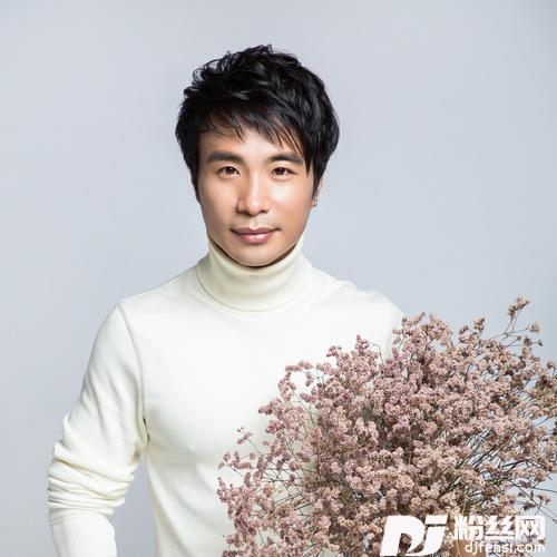 光明在前的专辑