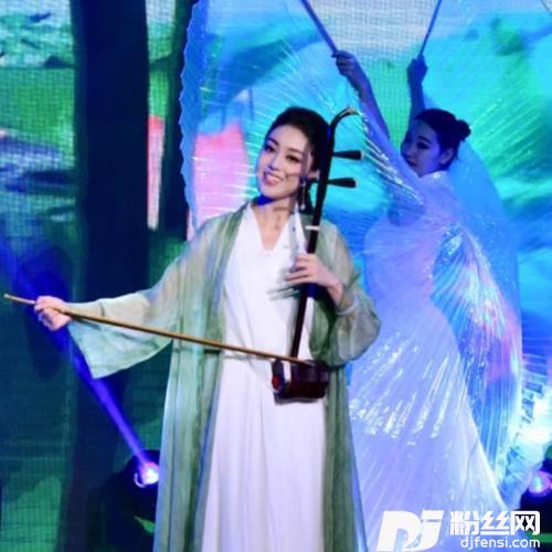 月上升的专辑