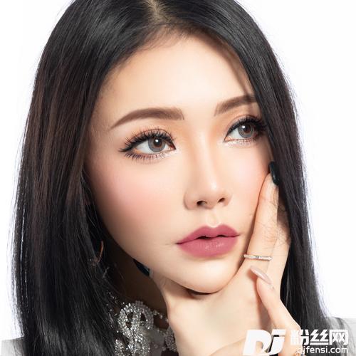 SomeoneLikeYoucover:Adele的专辑
