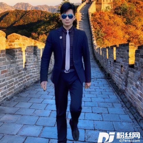 搁再拼看觅cover:林清国的专辑