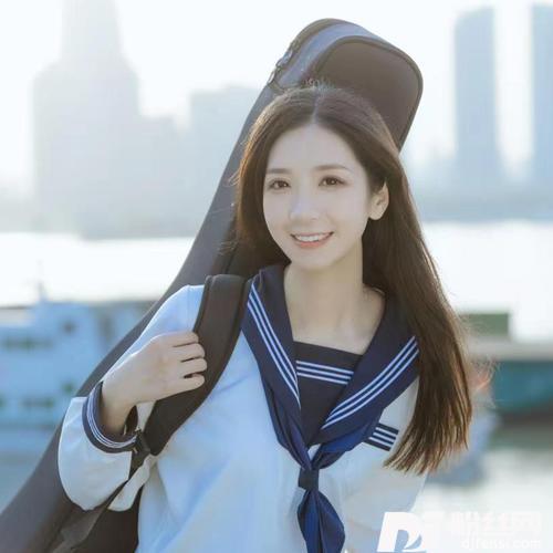 一个歌手的情书cover:周三的专辑