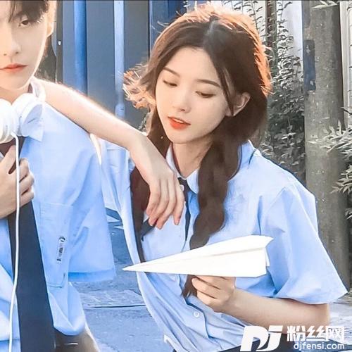 关于我你能想到什么cover:江楚依的专辑