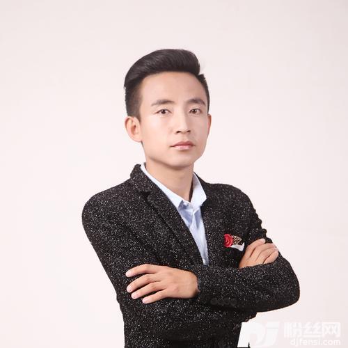 屈氏一家亲