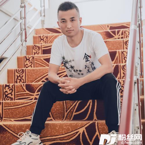 大东北我的家乡cover:何玉