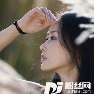 爱情让我如此痛的专辑