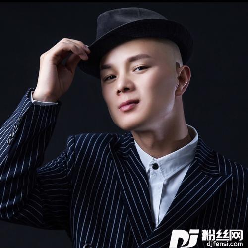 一个人挺好cover:杨木华