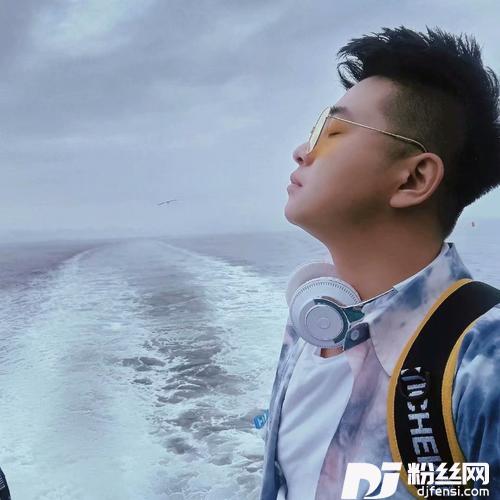 路中央cover:崔忠华的专辑