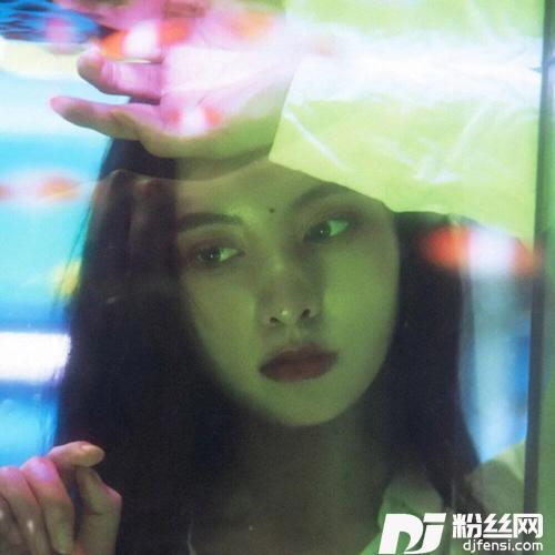 乌蒙山连着山外山抖音原版的专辑