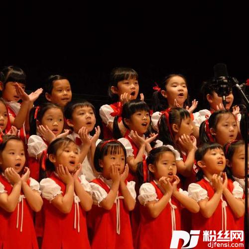 让我们荡起双桨单曲版的专辑
