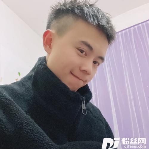 那个男孩
