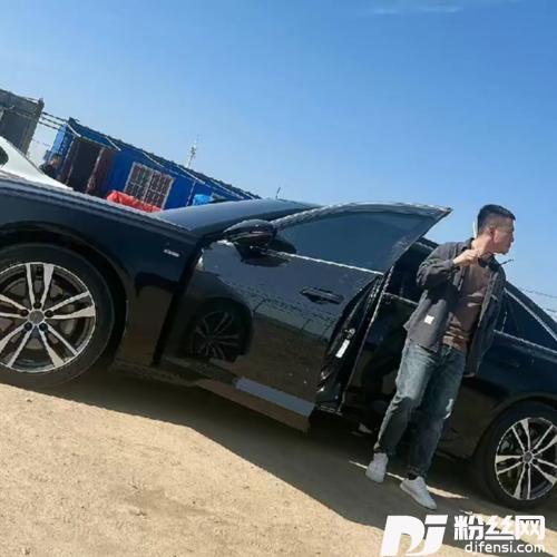 放不下你怎么放过自己（烟嗓版）cover:伤哥的专辑