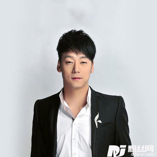 漂亮的姑娘你别怕DJ何鹏流畅版的专辑