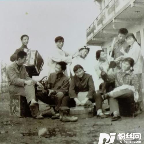 忘不了那个老地方男声版