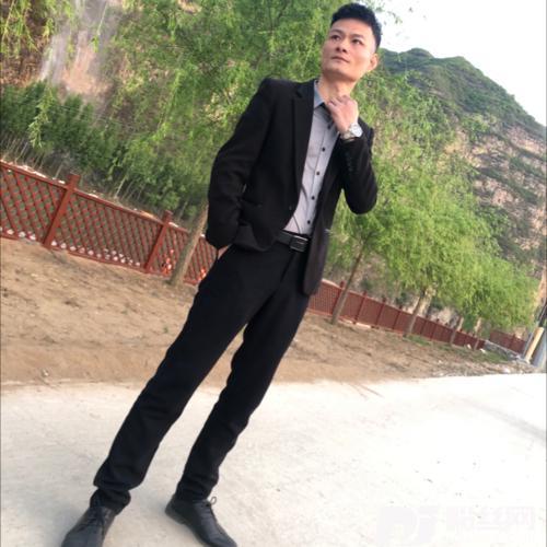 爱笑的丫头cover:闯霸王的专辑