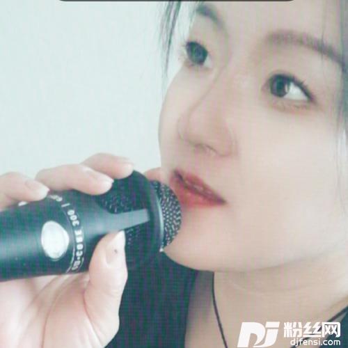 我们的爱输给了现实cover:莫叫姐姐的专辑