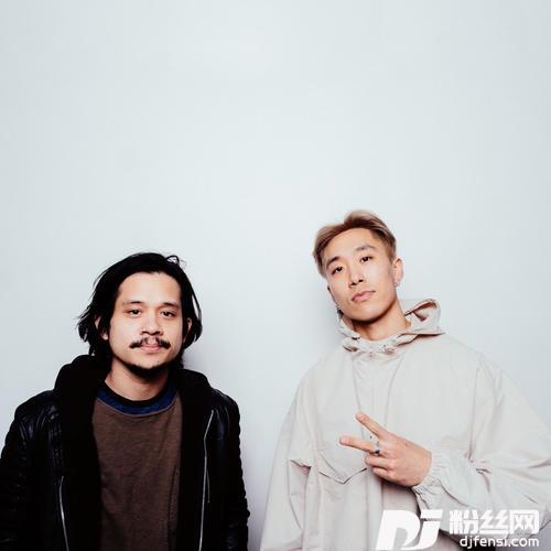 LeaveThisPlaceARMNHMRRemix的专辑