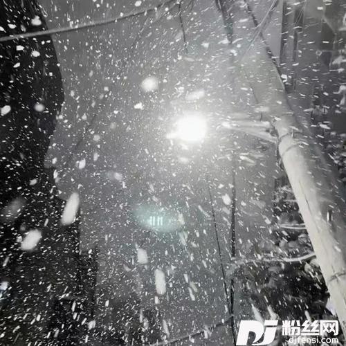 当你的天空突然下起了大雨的专辑
