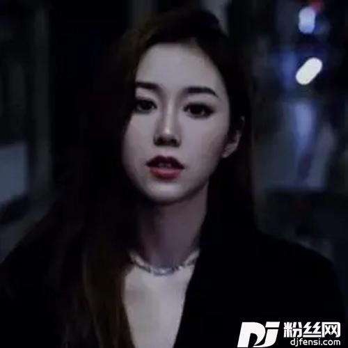 受伤的女人喜欢熬夜的专辑