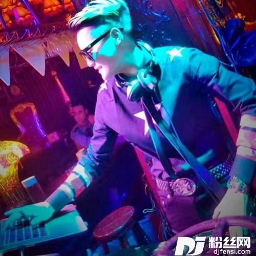 中文DJ串烧《谁》车载舞曲