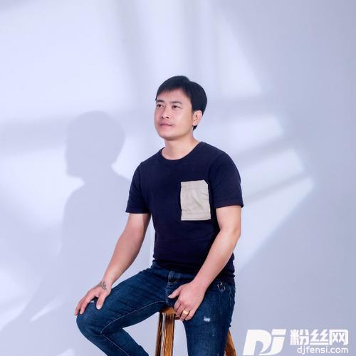 流着眼泪听着歌cover:任夏