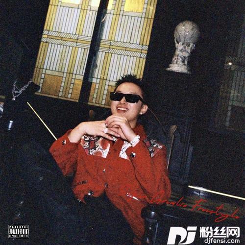 说唱明星SuperGremlinFreestyle