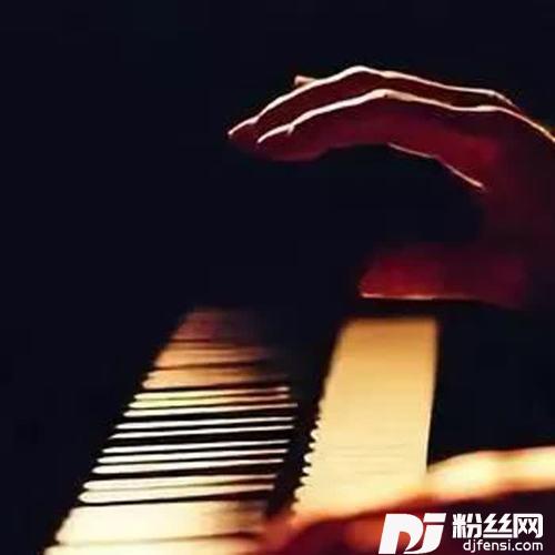 钢琴轻轻弹奏（纯音乐）的专辑