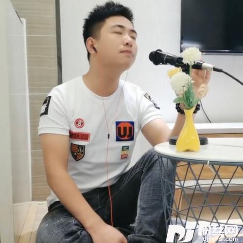 想你的时候问月亮cover:晨熙
