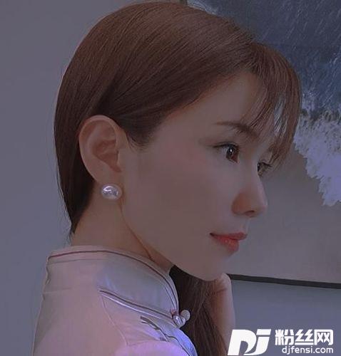 坚强者cover:谢丹