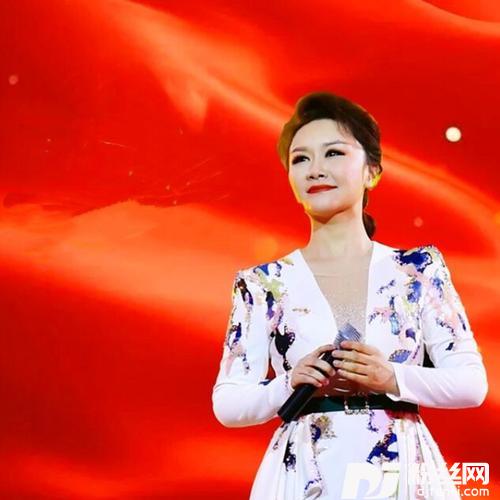 心中的歌儿唱给党的专辑