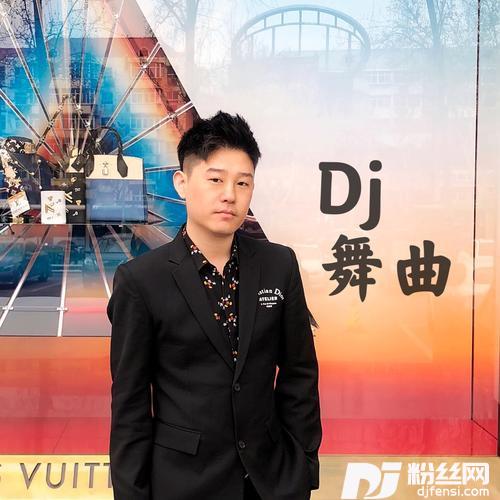 爱的街头（DJ小鹏）的专辑