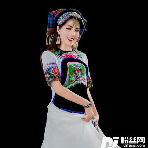 还没有爱够cover:王馨