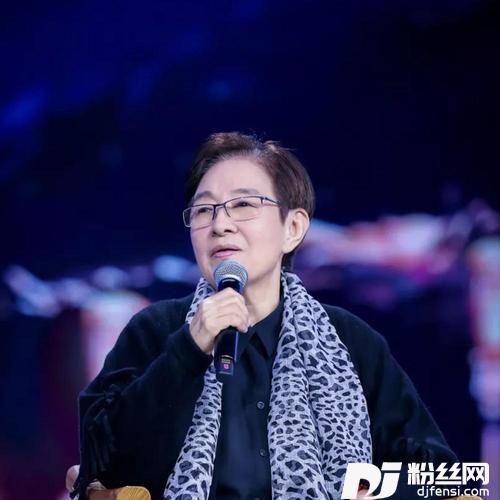 读唐诗的专辑