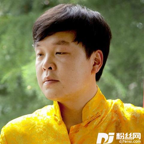 泪蛋蛋掉在酒杯杯里cover:刘强强的专辑