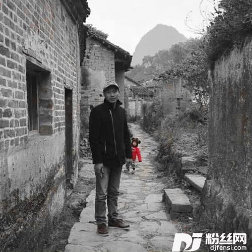 毕摩记的专辑