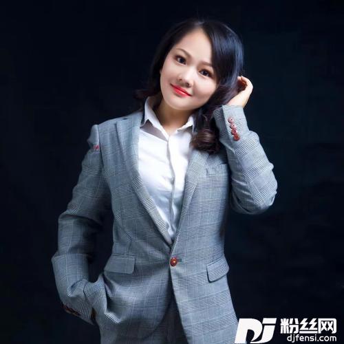 昨天晚上你在陪着谁cover:爱唱平平的专辑