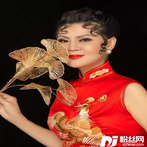 我们的新时代cover:阎维文|梁文静
