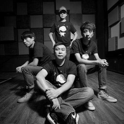 追梦赤子心2013光荣绽放十大中文金曲演唱会的专辑
