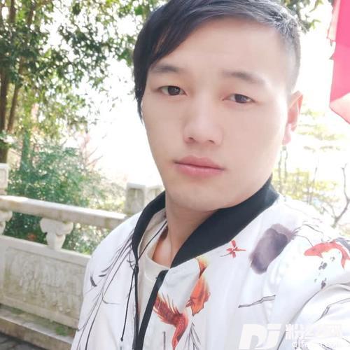 合心合意咯的专辑