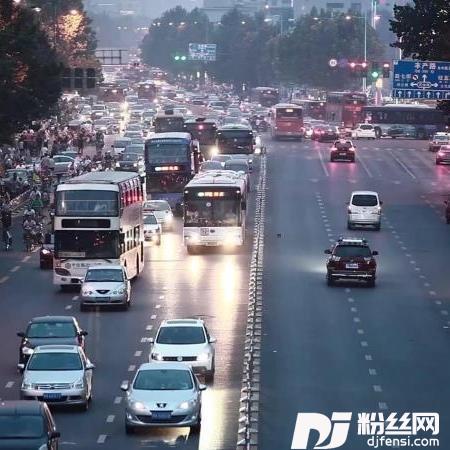 为了一点钱DJ版的专辑