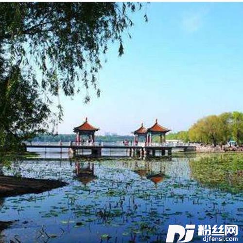 别江南（微雨丁香首唱）