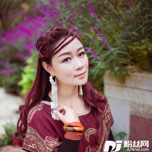 阿依几几的专辑