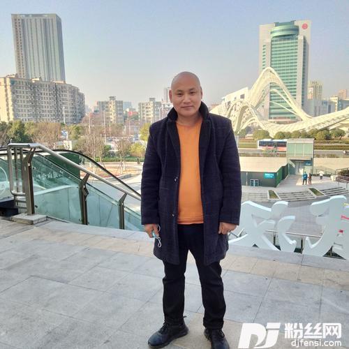 新鸳鸯蝴蝶梦cover:费玉清的专辑